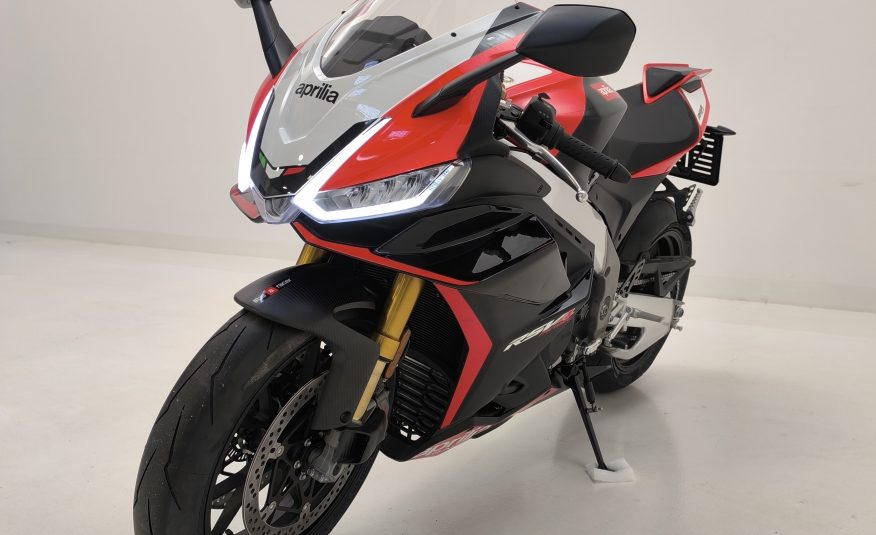 Aprilia RSV4 FACTORY SE-09 SBK 1100