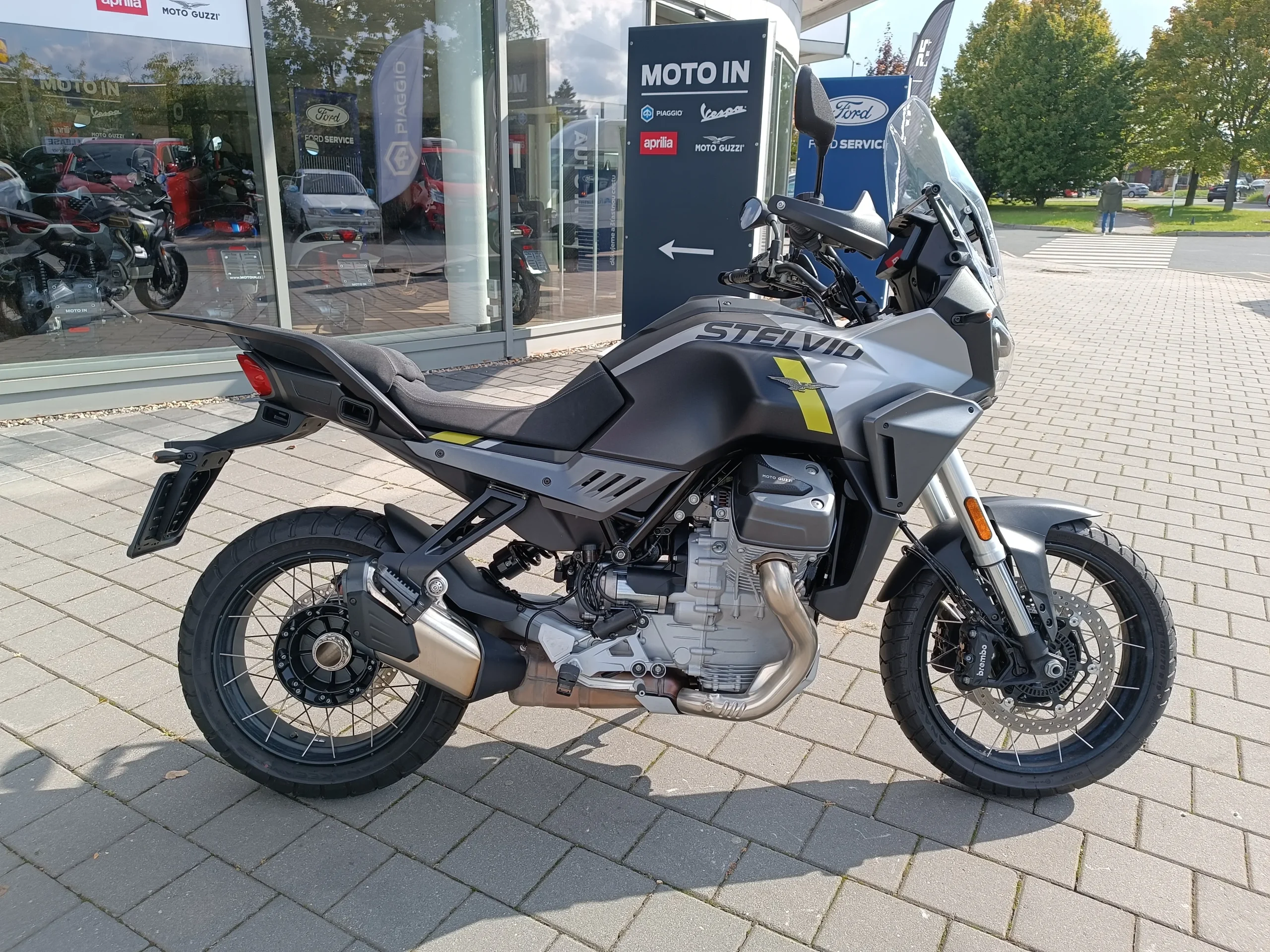 Moto Guzzi Stelvio E5