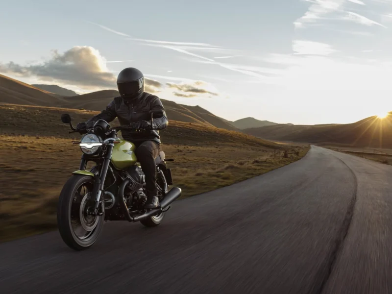 Moto-in-prodej-motocyklu-V7-prehled-middle-1